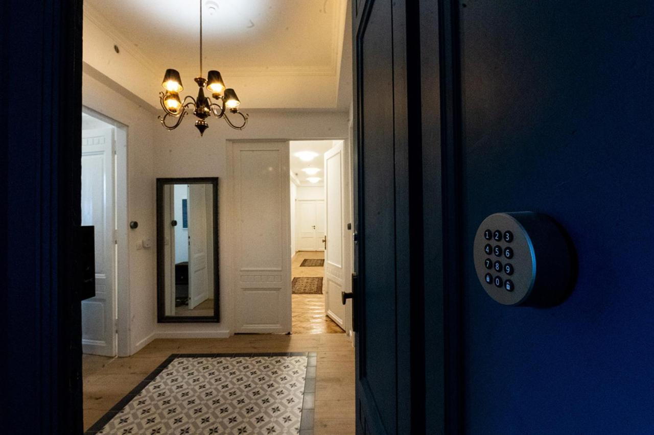 Luxury Suite / Karlo Parzik Сараево Екстериор снимка